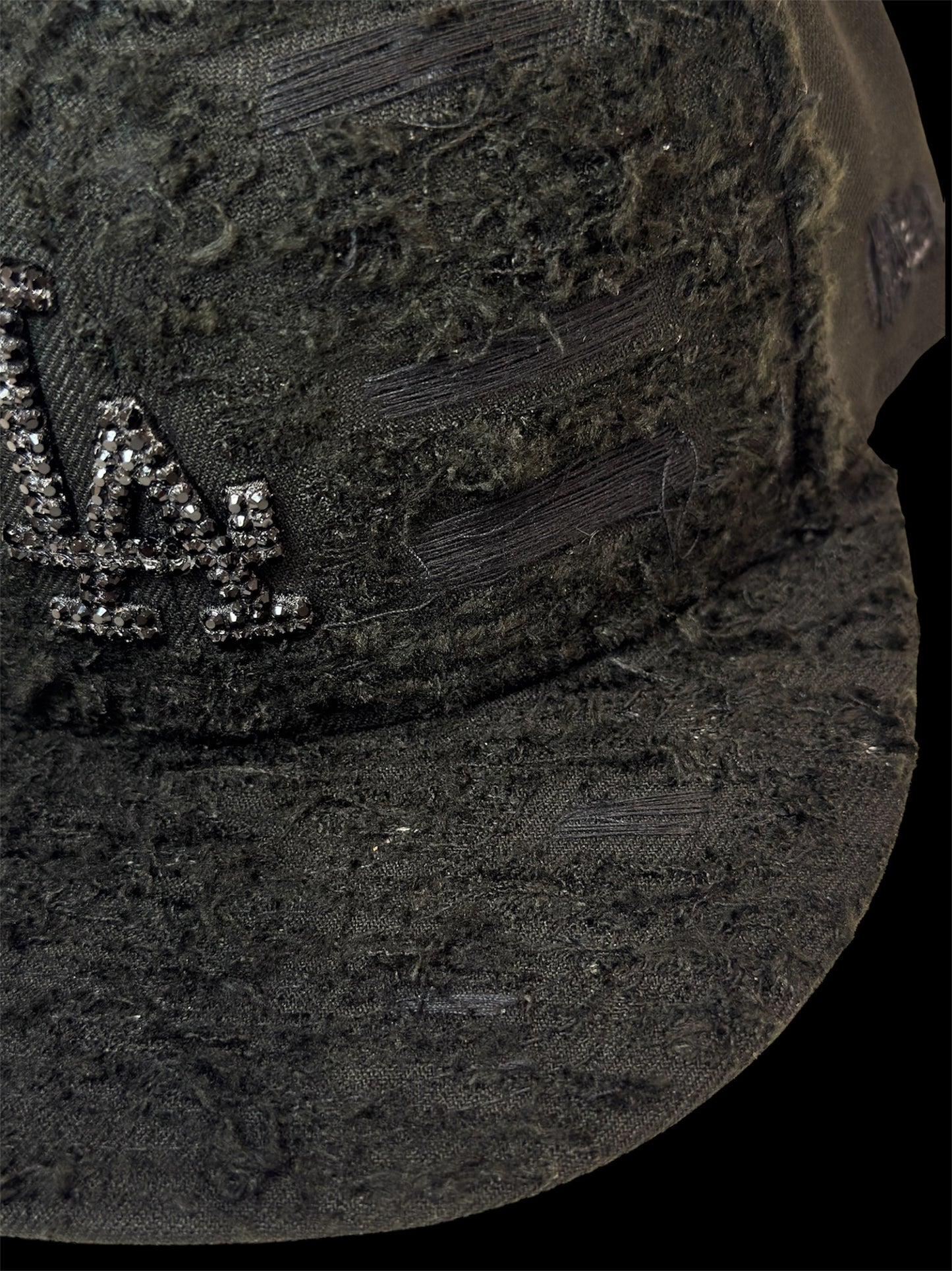 L.A. BLACK SWAROVSKI BROKEN SEWN
