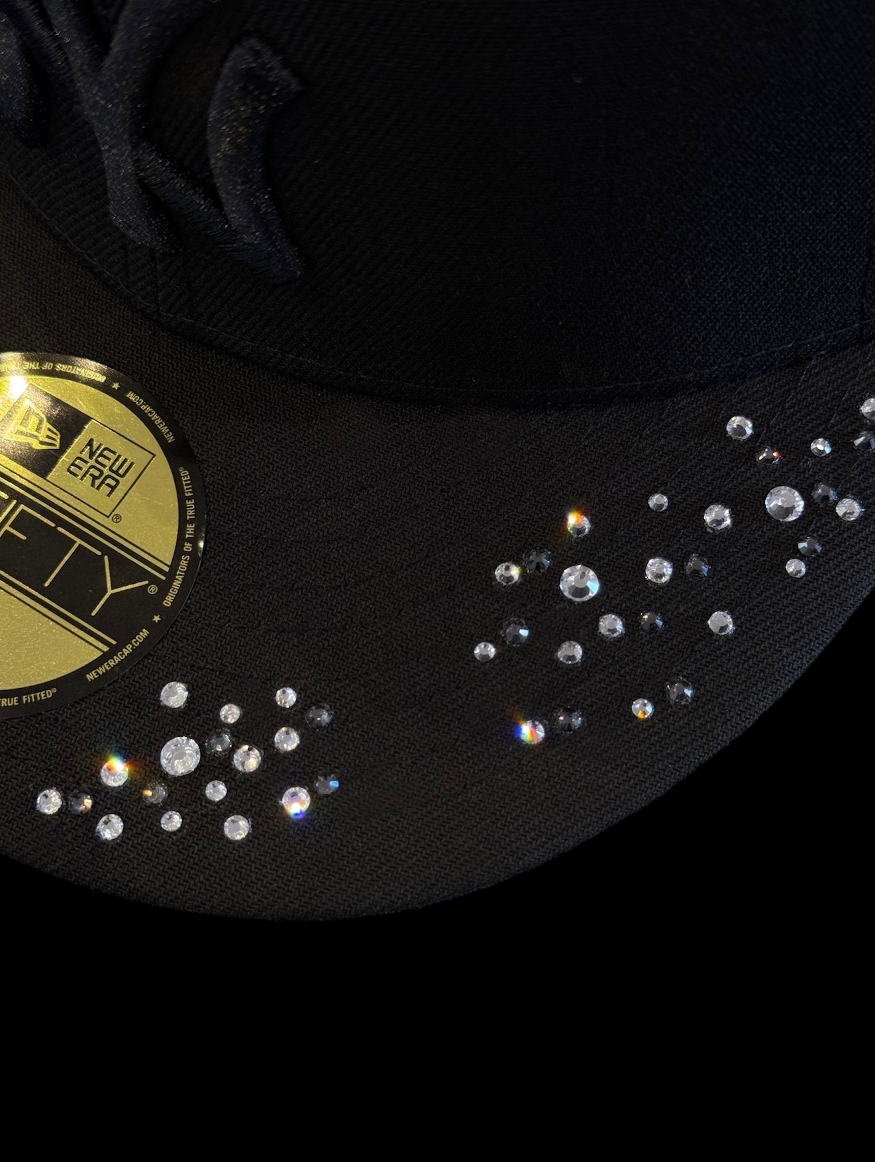 NEW YORK DIAMONDS SPREAD OUT