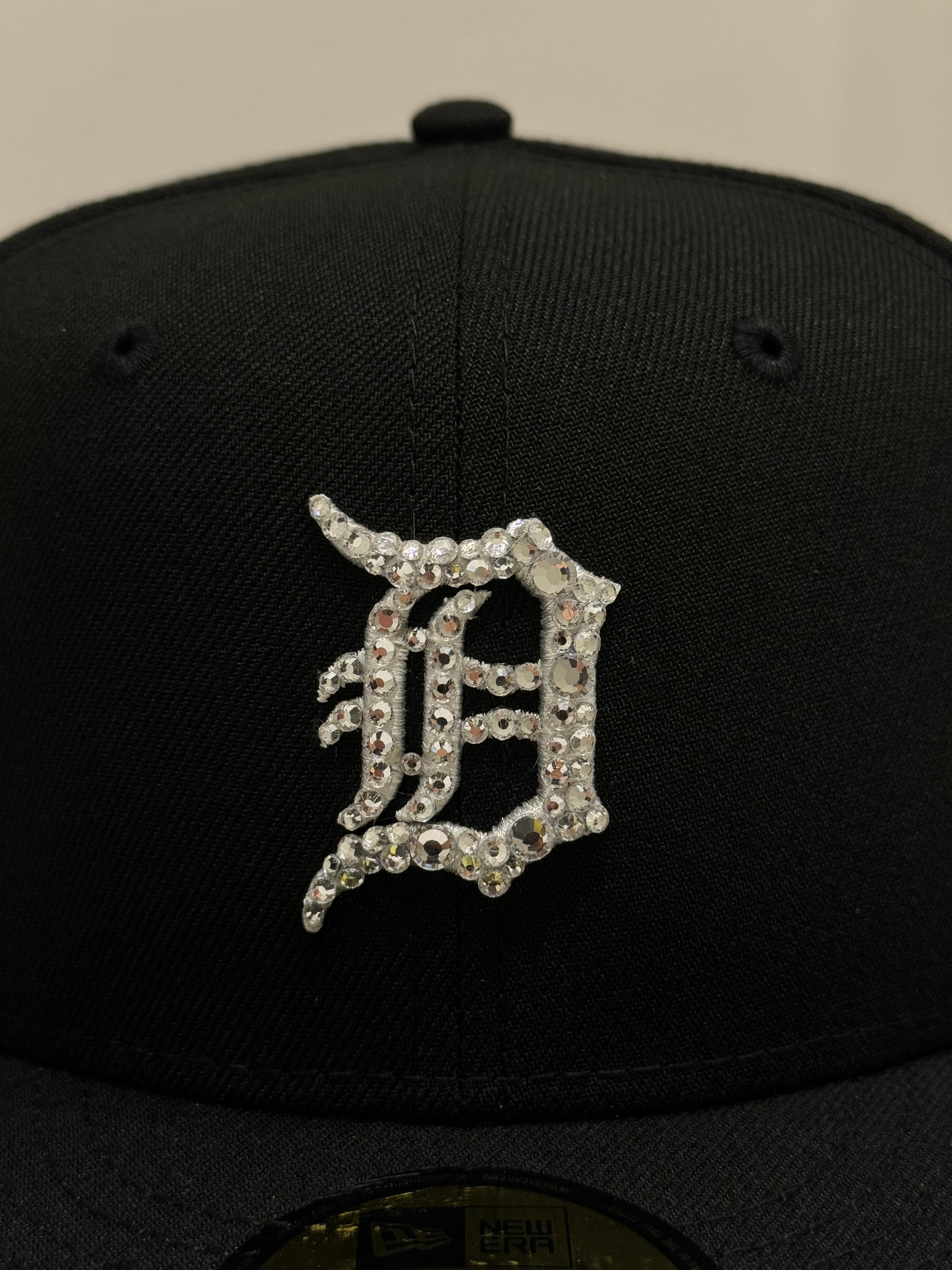 DETROIT MOSAIC SETTING SWAROVSKI