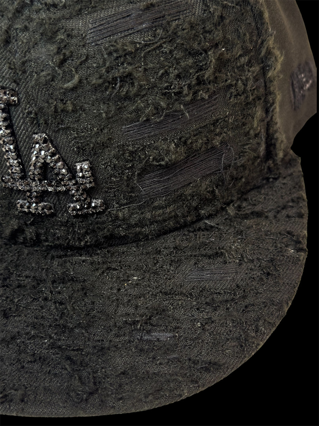 L.A. BLACK SWAROVSKI BROKEN SEWN