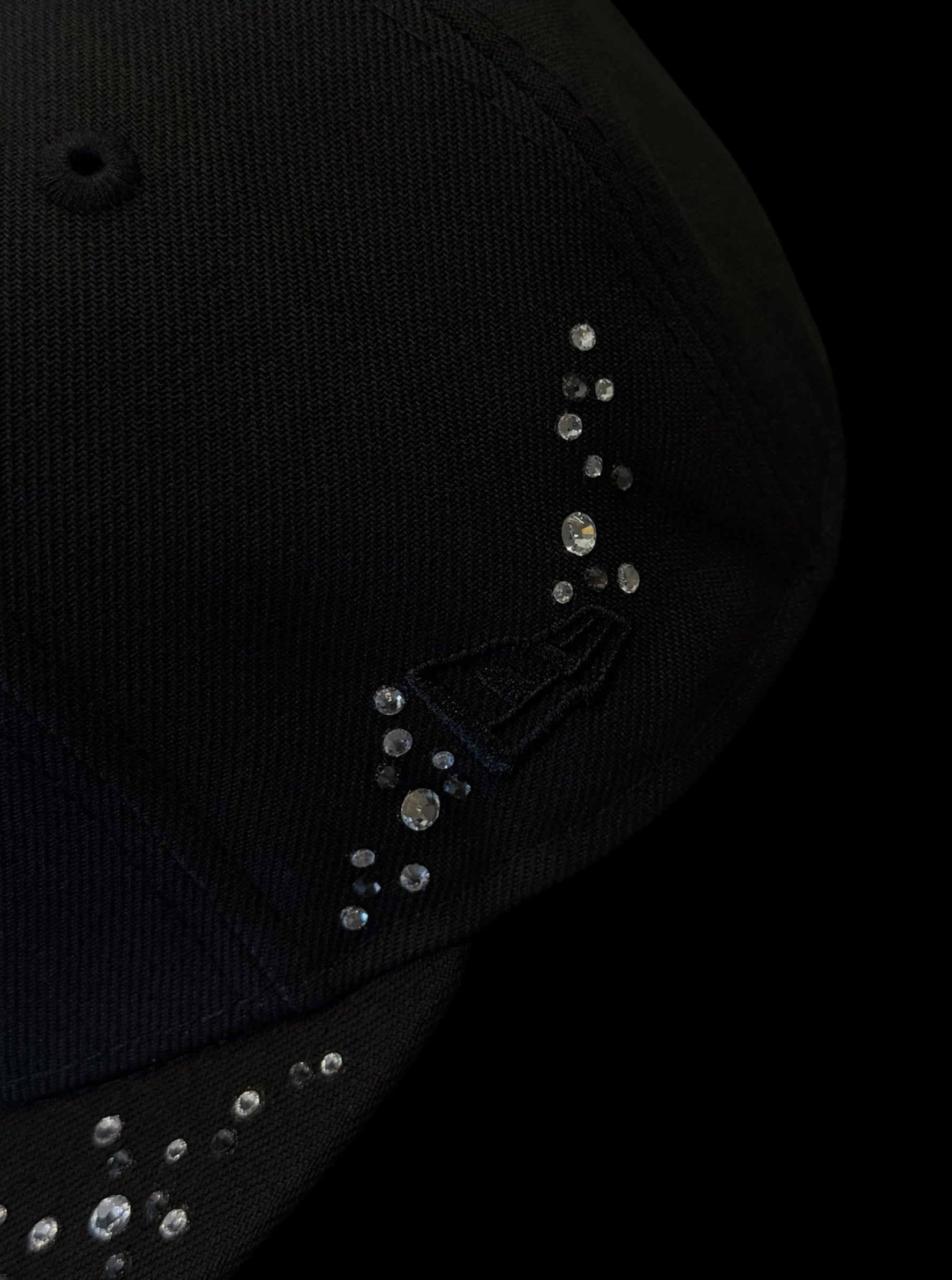 NEW YORK DIAMONDS SPREAD OUT